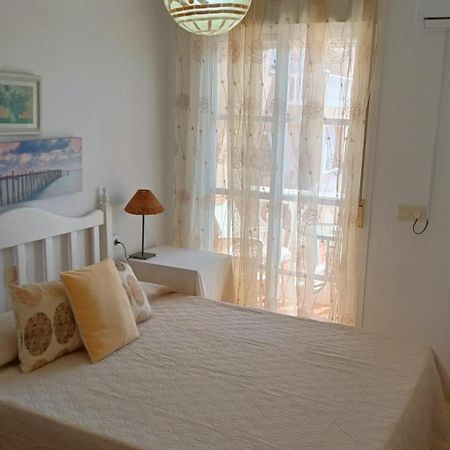 La Casita De Nuria Apartment Rincon de la Victoria Bagian luar foto